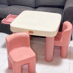 Toddler Table/Seats