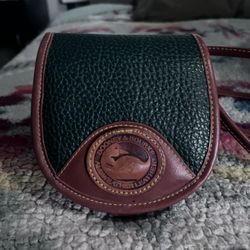 Small Vintage Dooney & Bourke purse!