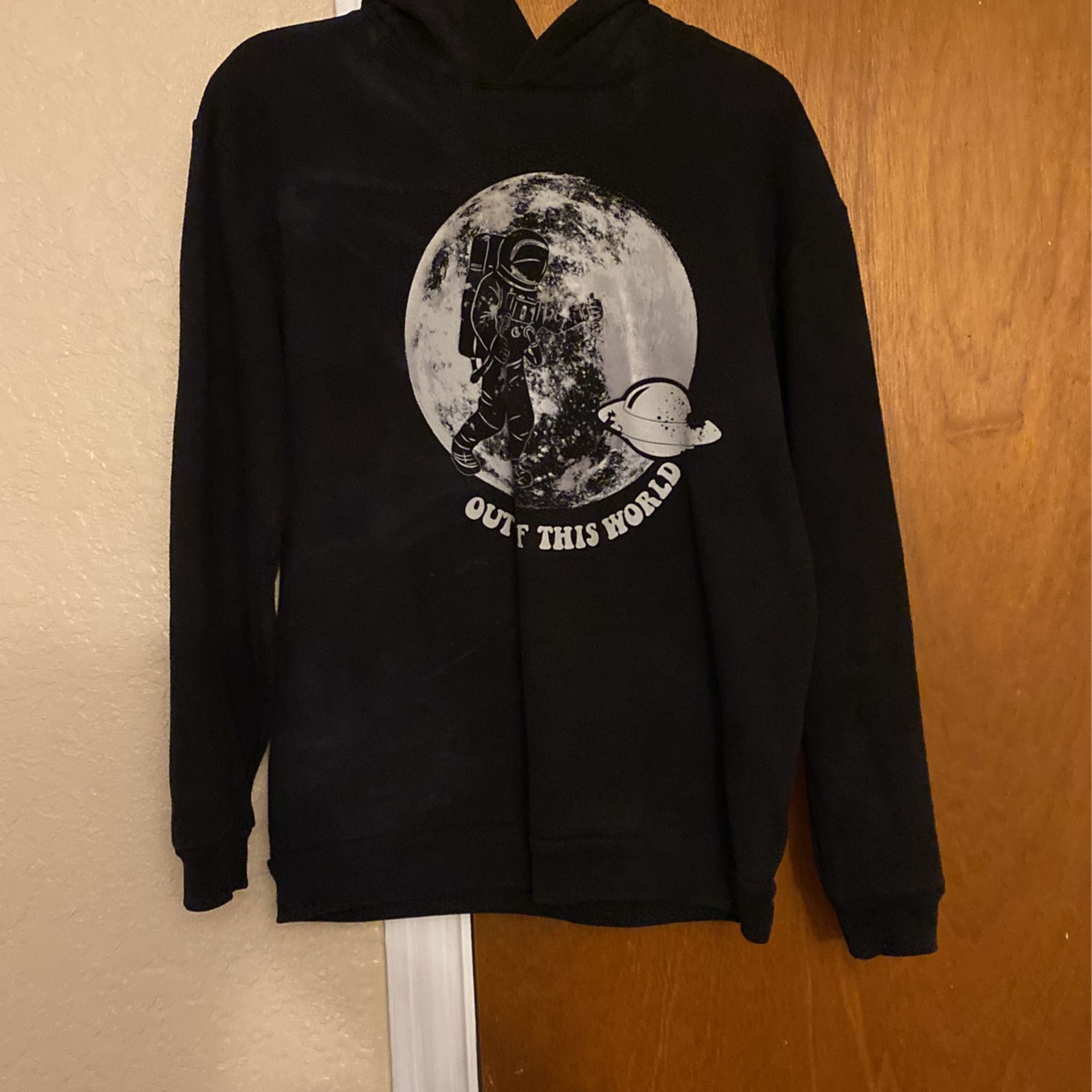 Black Hoodie Size 14/16 Youth size 
