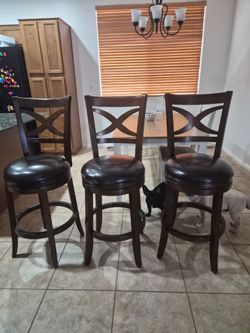 Swivel stools