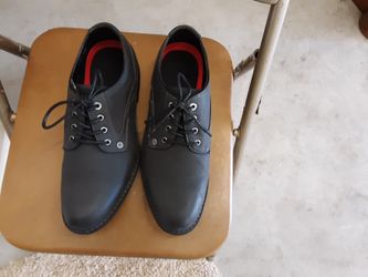 Levi dress shoes size 12