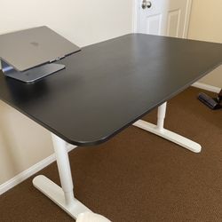 Ikea Bekant Desk