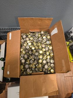 10,000 Stella Bottle Caps For Sale