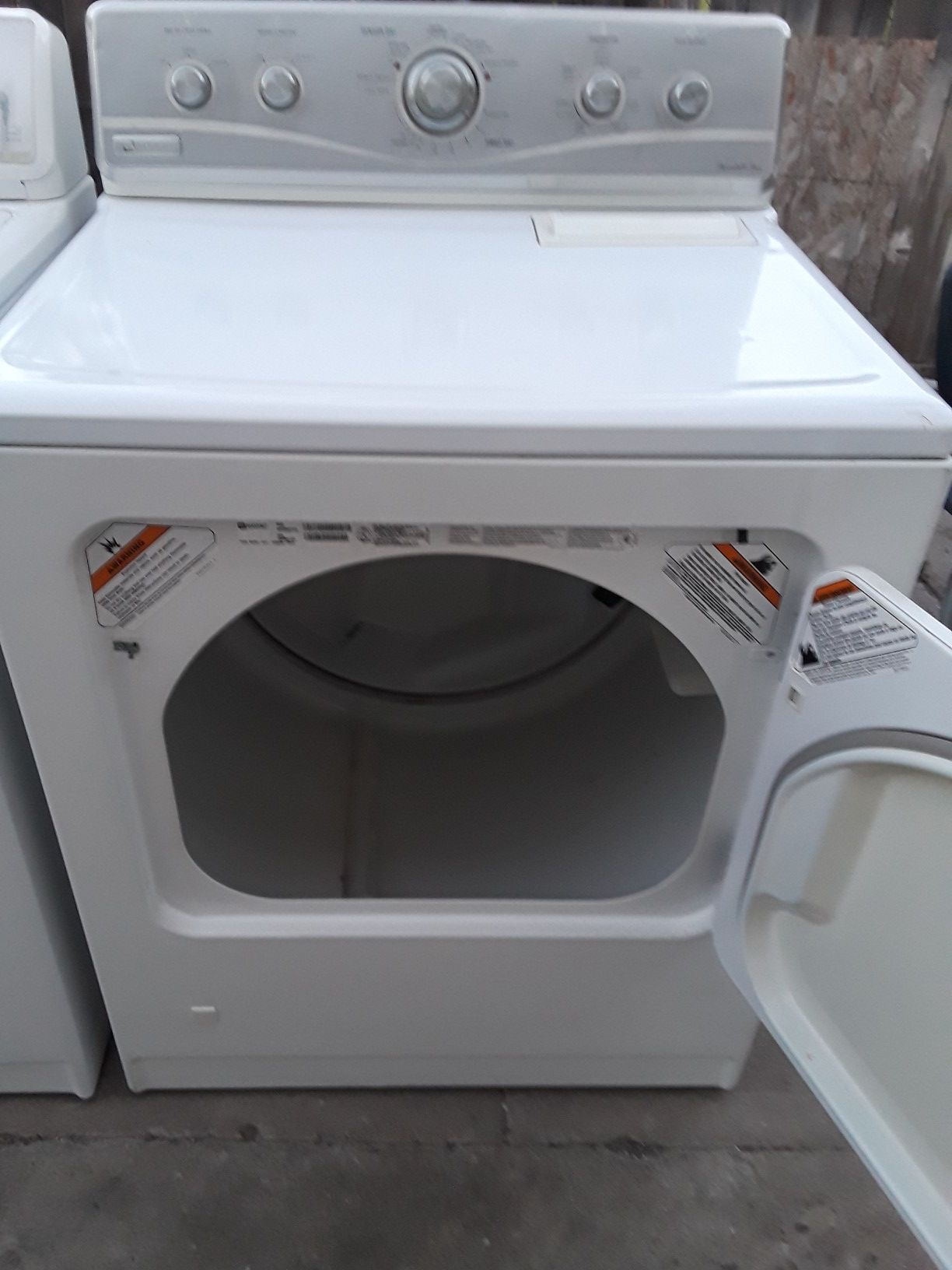 Set Maytag