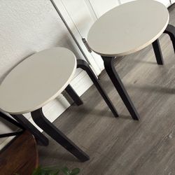 Side Tables 