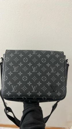 Louis Vuitton Fanny Pack (looking to trade this for a frp mini bike)