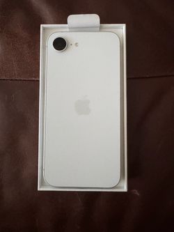 Apple iPhone 16e