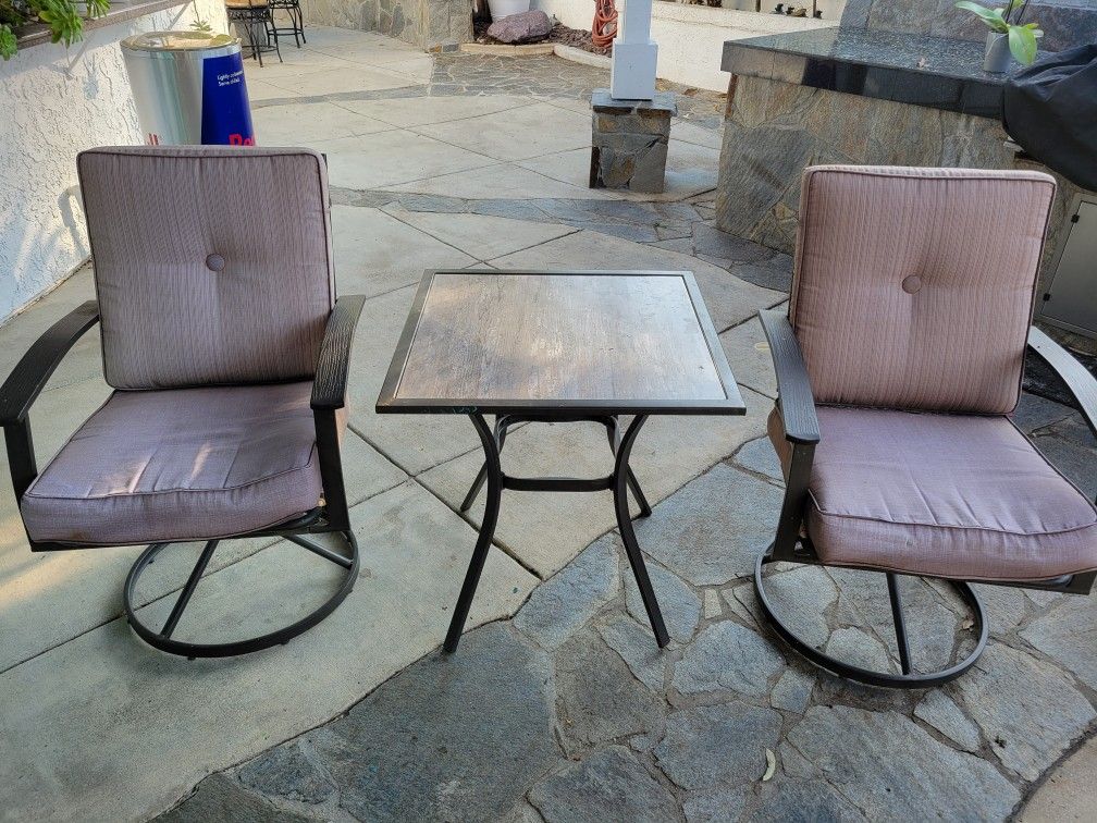 Patio Furniture 2 Chairs And Table