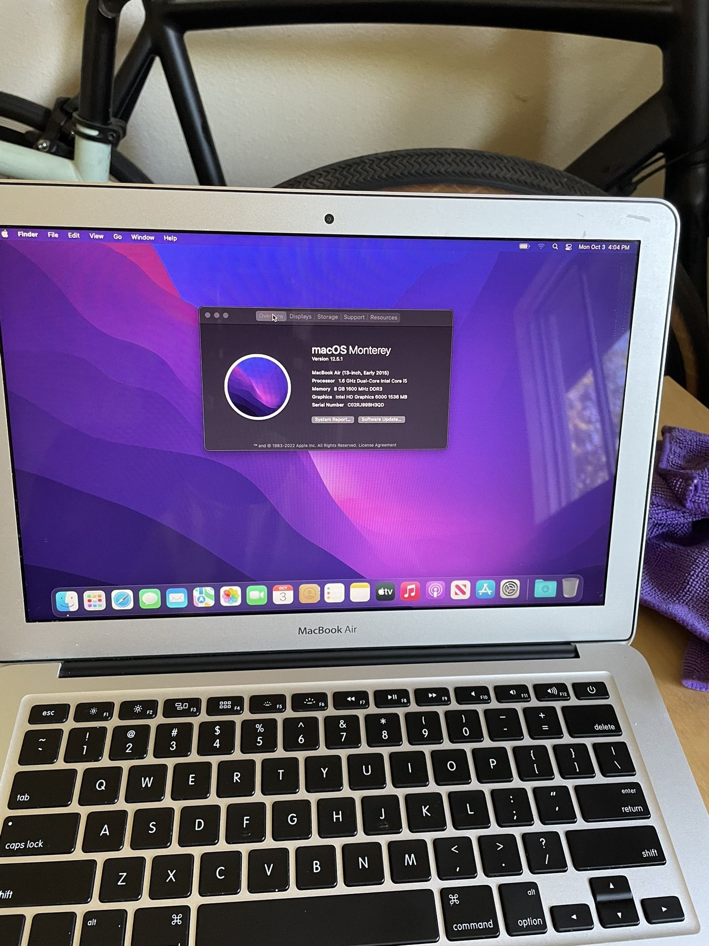 Apple Macbook Air 2015 13" 1.6Ghz i5 8GB of Ram