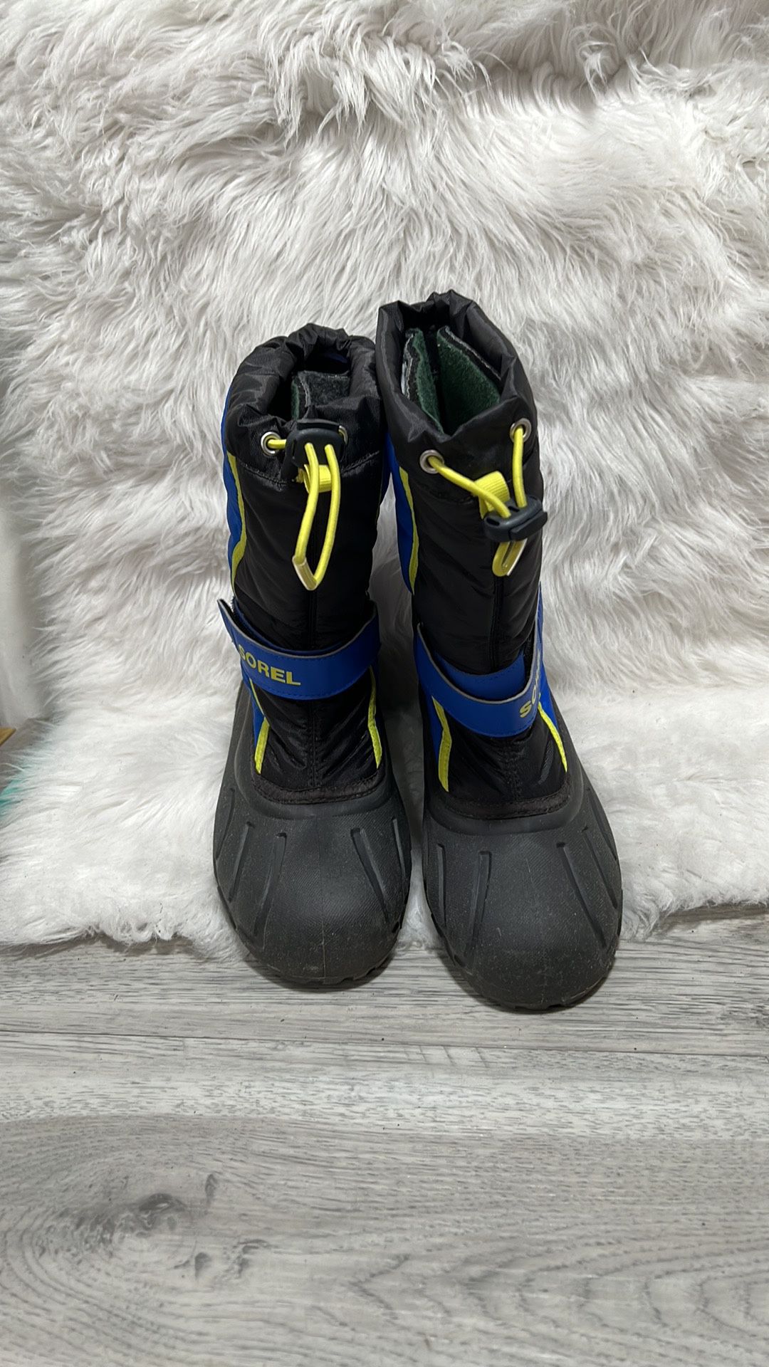 Sorel Flurry Weather Resistant Snow Boots Big Kids size 5