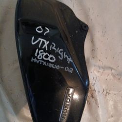 07 HONDA VTX 1800 OEM Right Side Cover In Black 