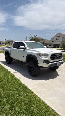 Toyota Tacoma 2019 SR5