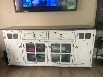 TV Stand / Table