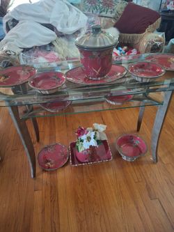 Glass table with ceramic dish set