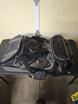 Ful Duffle Bag With Rollers
