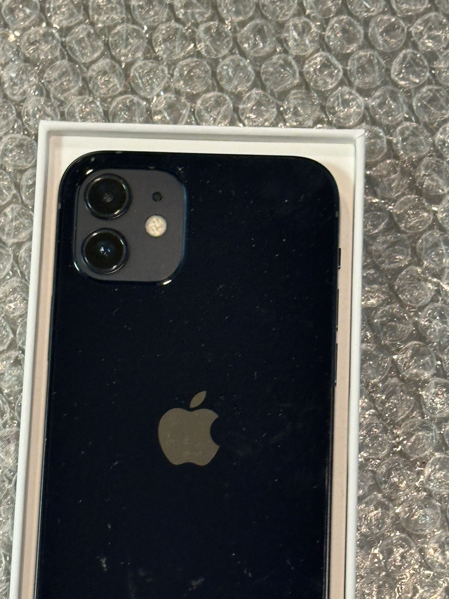 iPhone 12 UNLOCKED 99% Battery Health Like New