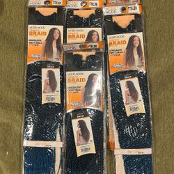 7 Packs of Model Model Senegalese Twists Black And Medium Blue Mix