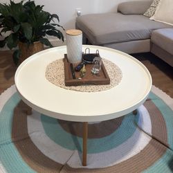 Round Center Table