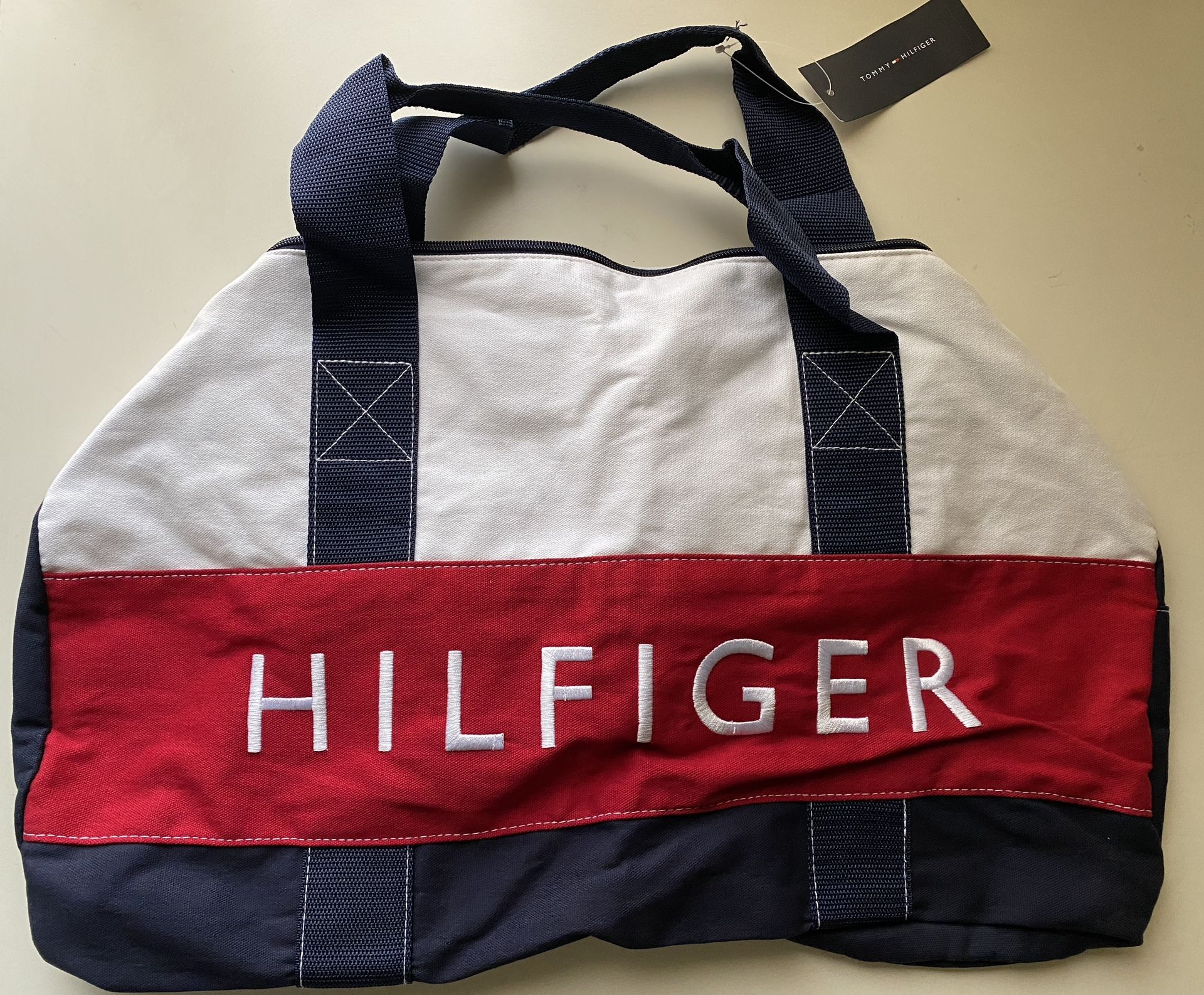 Tommy Hilfiger Duffle Bag large size NEW