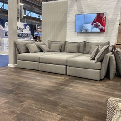 Couch In The Box 