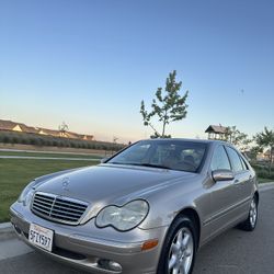 2004 Mercedes-Benz C-Class