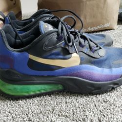 Nike Men's  Shoes Size Air 270's Size 9.5