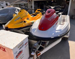 2 Jet ski’s 1999 Kawasaki, 2004 Polaris1200
