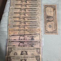 Star Note Dollar Bills. 