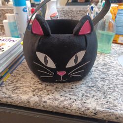 Cat Halloween Basket