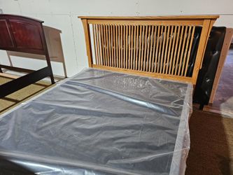 Queen Bed Frame 
