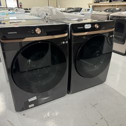 Black Smart Washer Dryer Set Stackable NEW 1 Year Warranty 