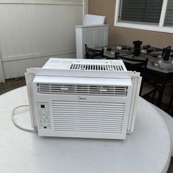 Midea Window Air Conditioner 