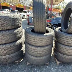 275 60 20 GoodYear Wrangler Set of 4 Used In Premium Condition