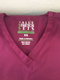 Xs burgundy scrubs