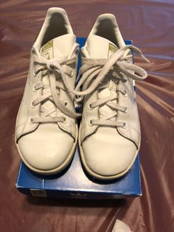 Boys Adidas Stan Smith shoes size 2
