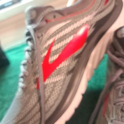 Brooks Mens GLYCERIN 15 Running Size 10M