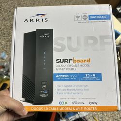 Cable Modem & WiFi Router