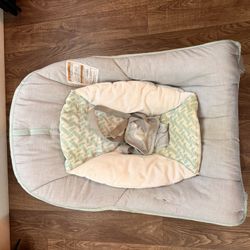 Baby Rocker/bouncer 