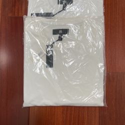 Banana Republic mens t shirt- white