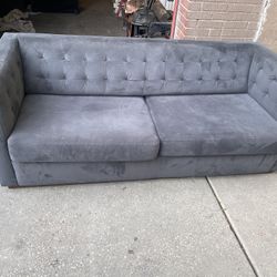 Couch With Delivery 