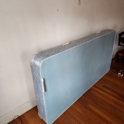 Box Spring - Twin Size - Free,Free,Free