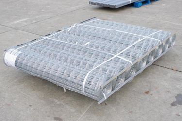 [8] ABOSS 5' x 33' Rolls Galvanized Steel Wire Field Fencing, Square opening approx. 2.25" x 3.5"