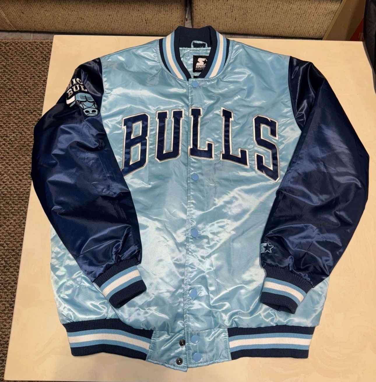 Chicago Bulls Gamma Blue Starter Jacket size XL New Unworn