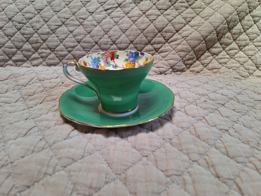 Paragon Green & Gold Bone China Tea Cup From England