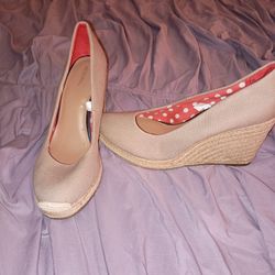 Merona Brand Canvas Wedges Size 10 