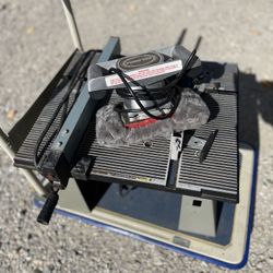 A router &table Plus buffer