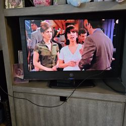 Small 20in Tv 