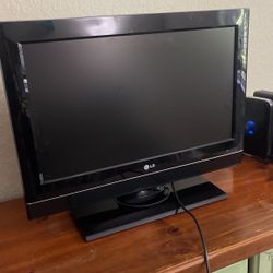 26” LG  TV/Screen