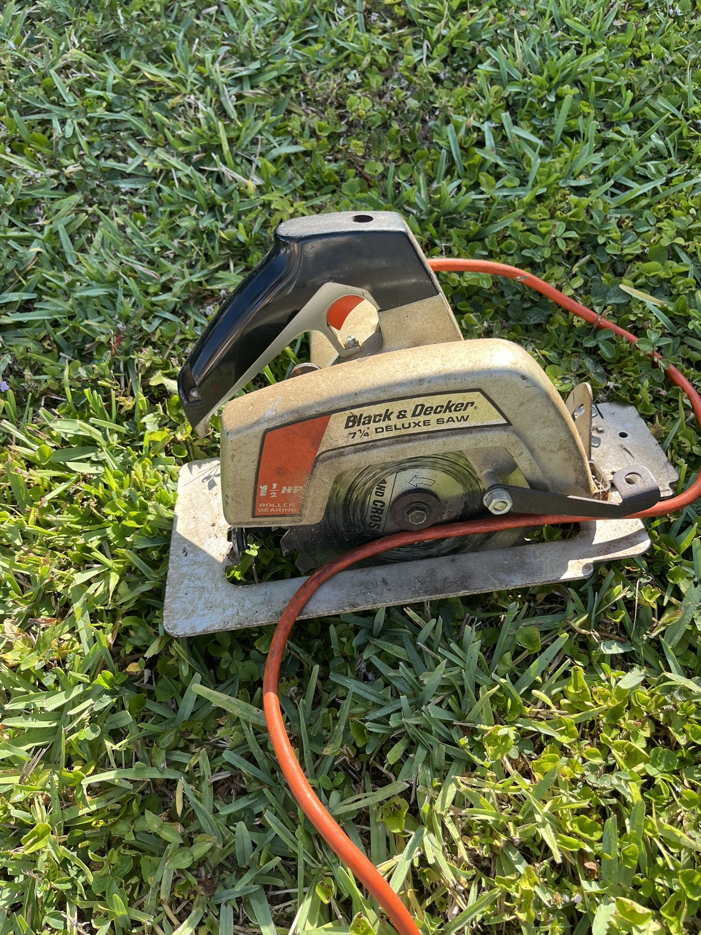 Black And Decker Saw