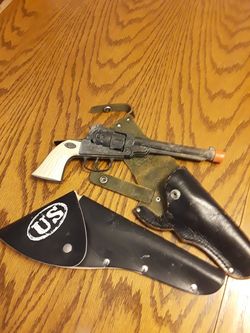 Antique Toy gun and holsters
